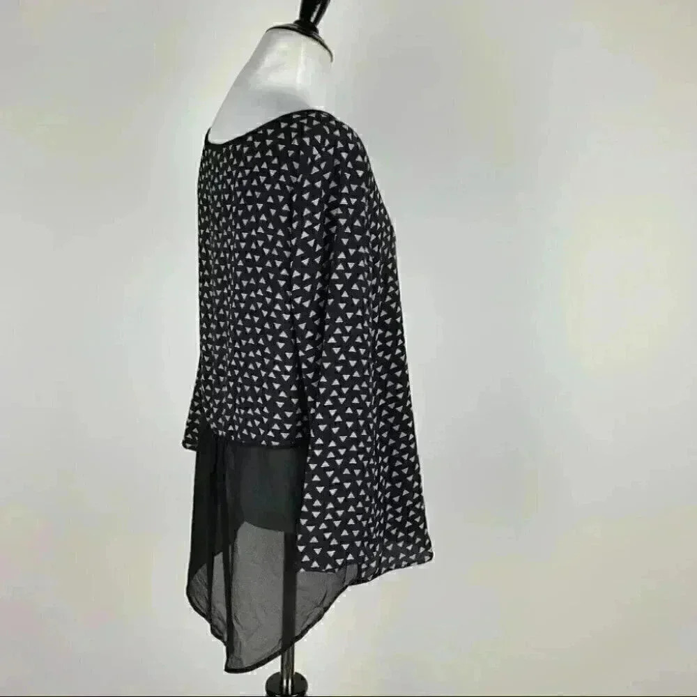 Stitch fix paperMoon womens top size M Black - Picture 3 of 8
